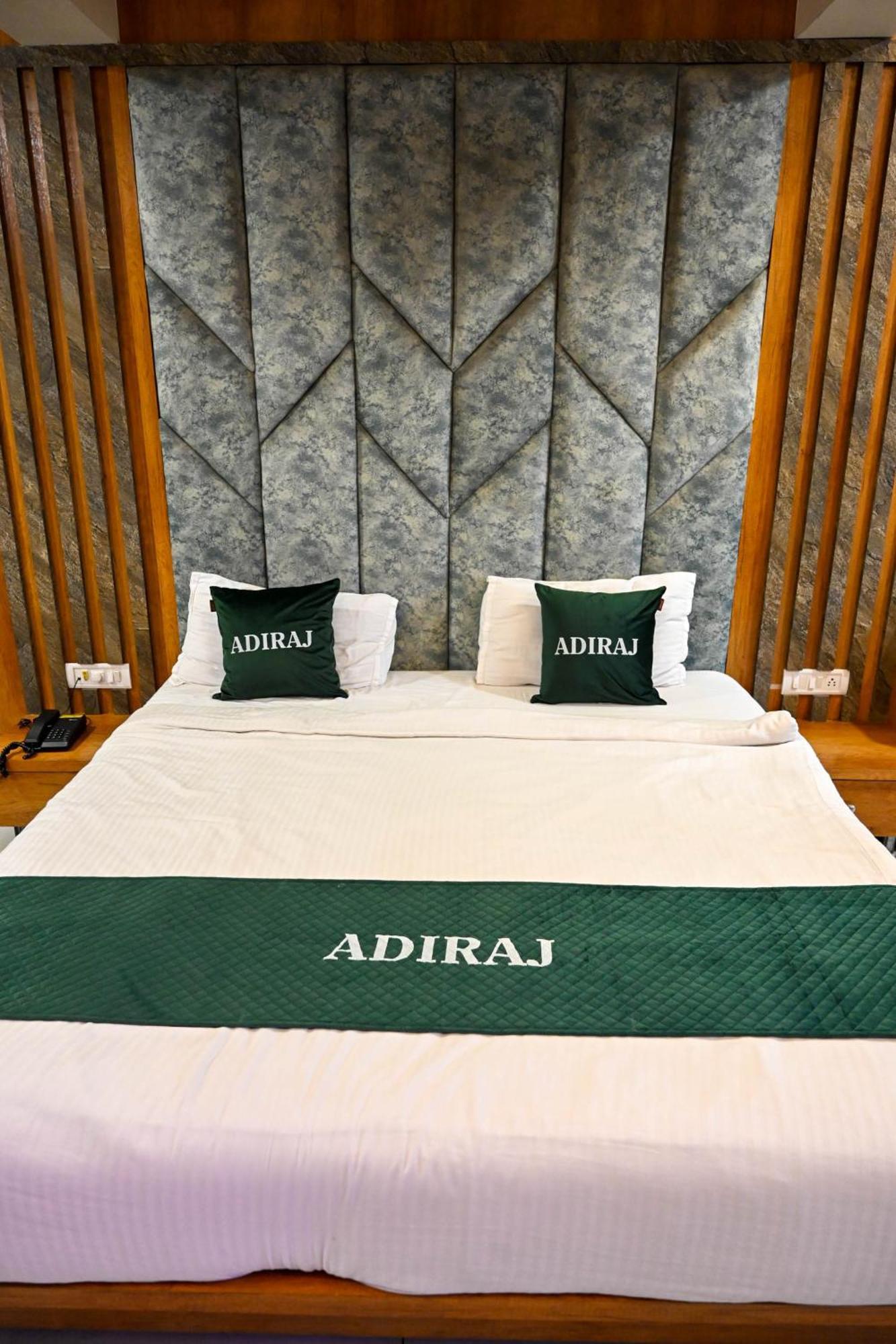 Hotel Adiraj Residency Navi Mumbai Exterior foto